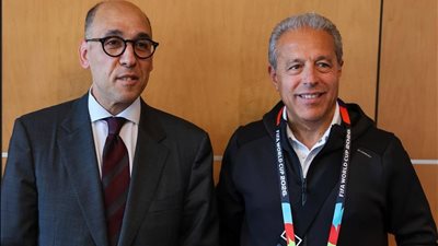 سفير مصر في كندا يستقبل بعثة المنتخب