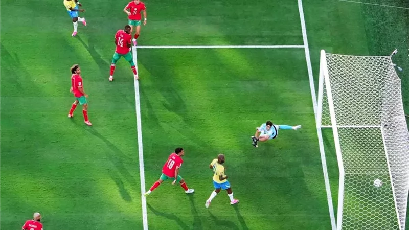 صحف البرازيل تشيد بمنتخب المغرب بعد التعادل المثير 