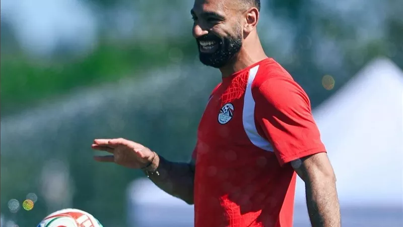 أول تعليق من محمد صلاح بعد إصابته في مباراة إيران