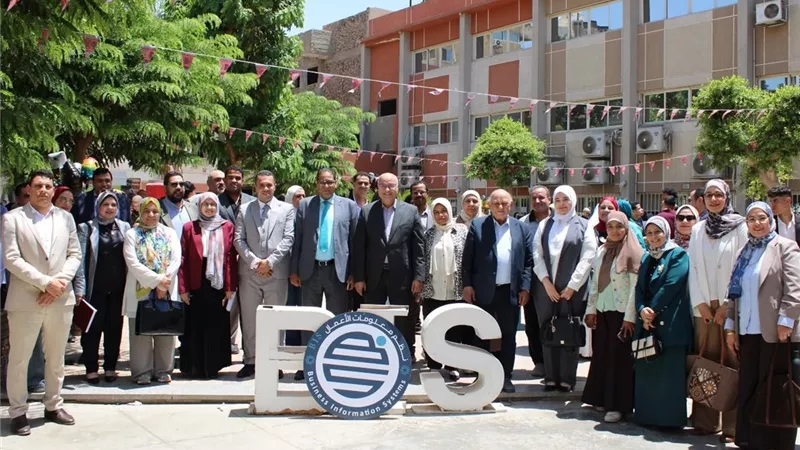جامعة العاصمة تستعرض مشروعات تخرج متميزة .. حلول ذكية تخدم المجتمع