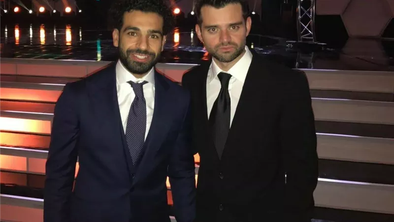 وكيل محمد صلاح يثير الجدل حول مستقبله برسالة غامضة
