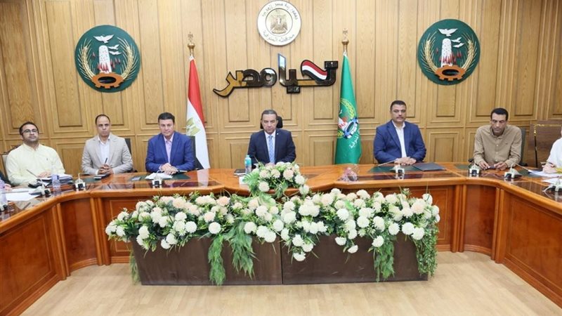 اثناء الاجتماع