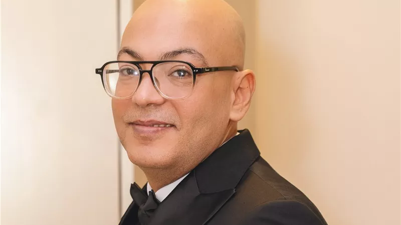 محمد الإمبابي يكتب لـ«بلدنا اليوم».. قوانين سوق السيارات بين الوكيل والوزير