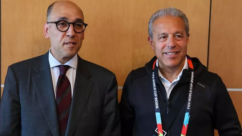 سفير مصر في كندا يستقبل بعثة المنتخب