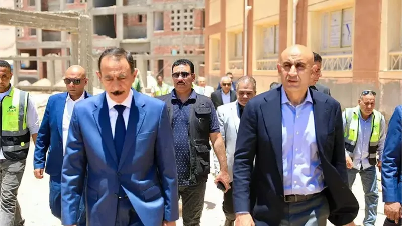 جولة ميدانية لوزير التعليم ومحافظ سوهاج لمتابعة إنشاءات المدارس الجديدة