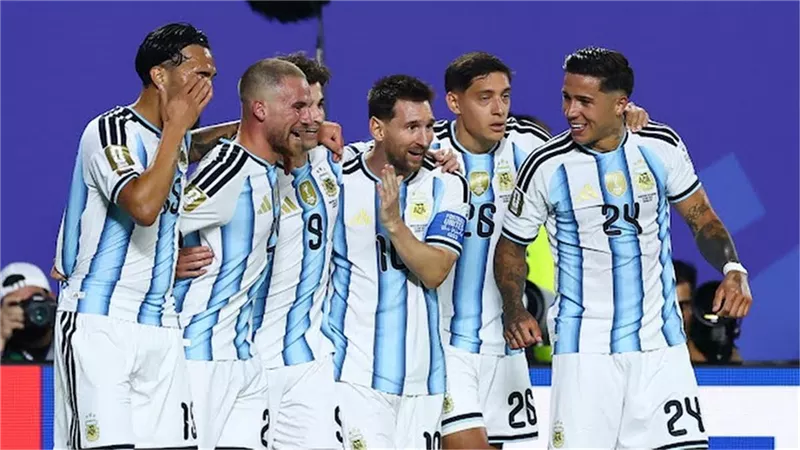 موعد مباراة إنجلترا والأرجنتين في كأس العالم والقنوات الناقلة