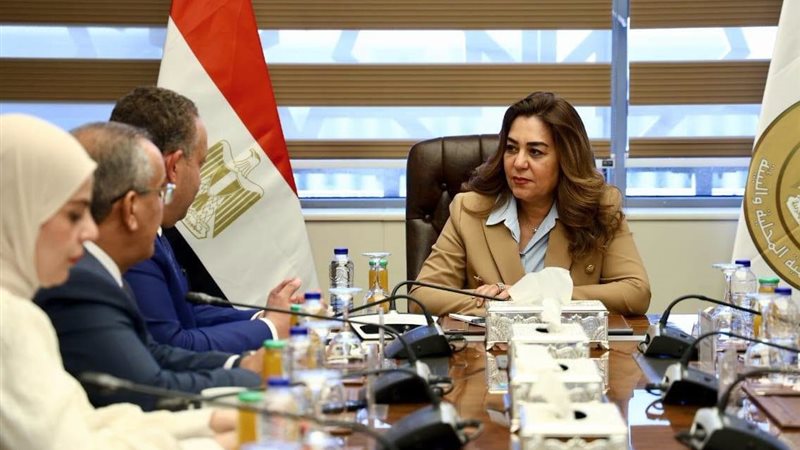 اجتماع وزيرة التنمية