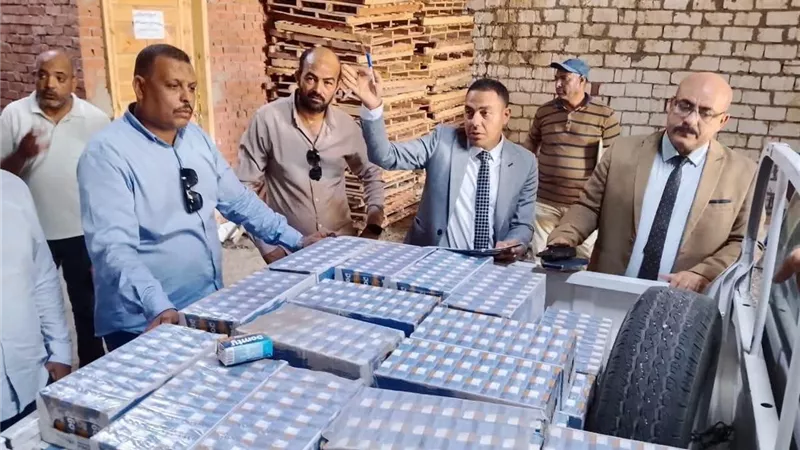 ضبط 2 طن ألبان فاسدة ومصادرة أكثر من 6 آلاف عبوة جبن منتهية الصلاحية بالمنيا