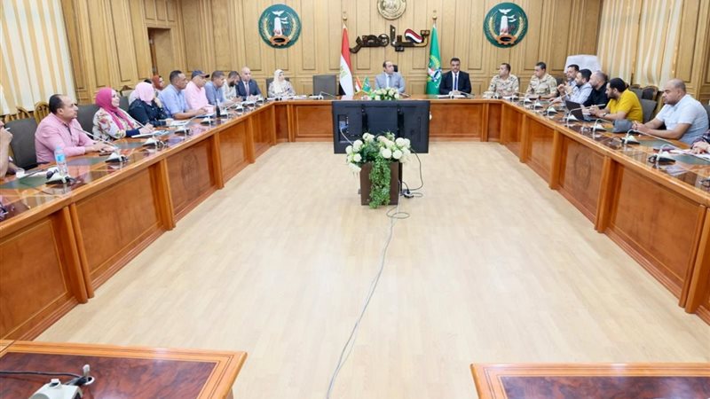 اثناء الاجتماع