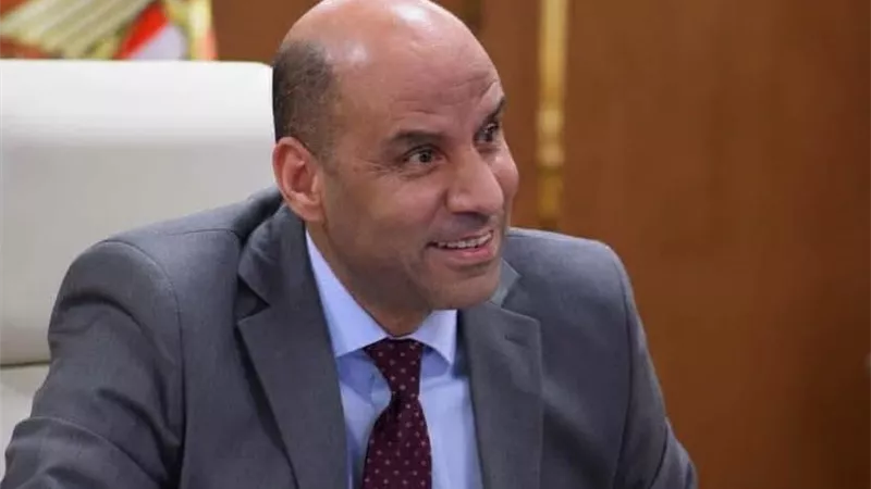 وزير العمل يعلن موعد إجازة ذكرى ثورة 30 يونيو لموظفي القطاع الخاص