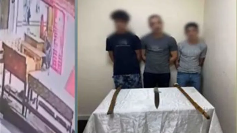 بإستخدام أسلحة بيضاء.. القبض علي 3 أشخاص بالتعدى على آخر بالإسكندرية