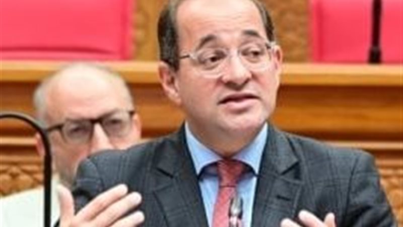 وزير المالية 