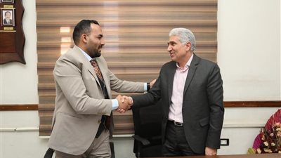  946 مليون جنيه استثمارات مشروع شلبي الجديد.. محافظ المنيا يتابع توقيع عقد الشراكة