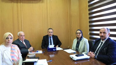 نحو منظومة مؤسسية مستدامة.. وزير التعليم العالي يترأس اجتماع اللجنة العليا للقوافل التنموية الشاملة