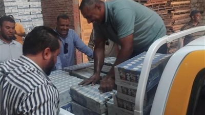 حملات تموينية مكثفة بالمنيا تسقط مصنعًا ينتحل علامة تجارية وتحرر 362 مخالفة لضبط الأسواق
