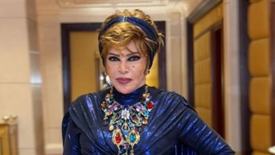 صفية العمري تحسم شائعة وفاتها برسالة مؤثرة 