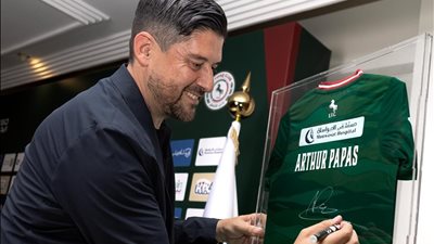 الاتفاق السعودي يعلن التعاقد مع مدرب أسترالي