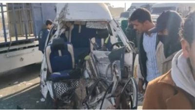 إصابة 12 عاملا في انقلاب سيارة نقل بالظهير الصحراوي في البحيرة