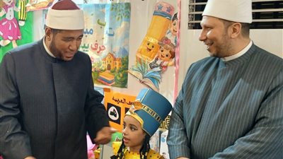 «جيل يقرأ وجيل يبني».. الأزهر يطلق أولى فعالياته بمعرض مكتبة الإسكندرية الدولي للكتاب