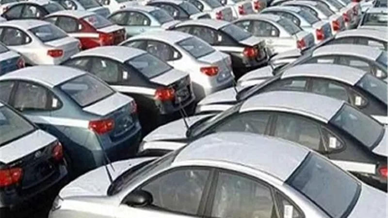  ضرر للمستهلك واستفادة للوكلاء.. التضييق على استيراد السيارات 