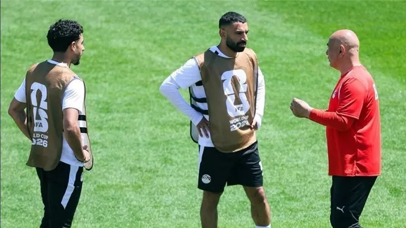 حسام حسن يضع اللمسات الأخيرة لخطة مصر أمام أستراليا في كأس العالم