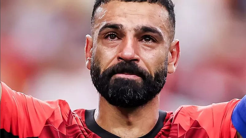 بسبب خلافات مادية.. توقف انتقال محمد صلاح إلى بشكتاش التركي