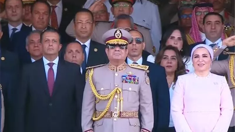 السيسي يوقع وثيقة تدشين المقر الاستراتيجي للدولة بالعاصمة الإدارية الجديدة