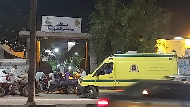 مصرع 4 وإصابة 5 في حادث تصادم مروع بين ميكروباص وتروسيكل بالطريق الصحراوي الغربي بالمنيا