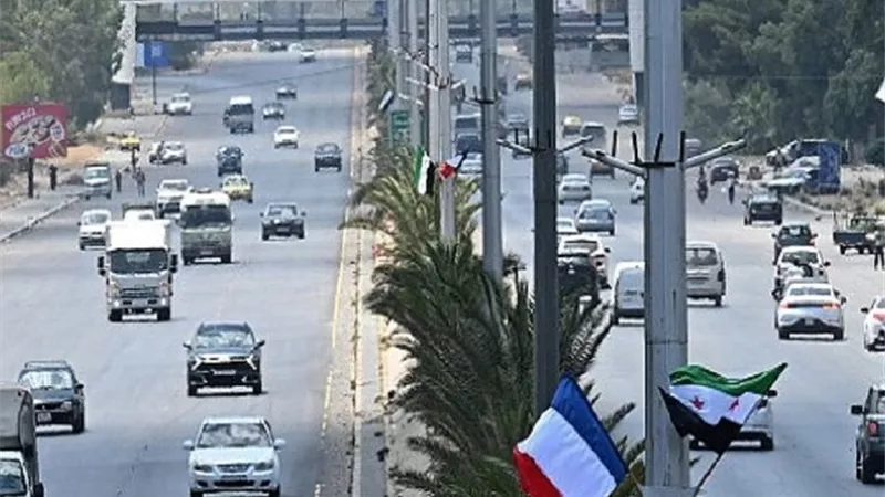 سوريا: انفجار دمشق خارج النطاق الأمني لإقامة ماكرون.. وإصابة 18 شخص