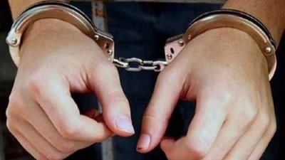 بسبب المشغولات الذهبية.. جار يقتل ربة منزل وطفلتها داخل منزلهما في المنيا