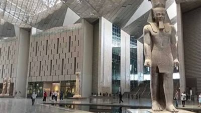 عبر تطبيقات المحمول.. السياحة تُعلن عن إتاحة الوصول بالموقع الرسمي للمتحف الكبير