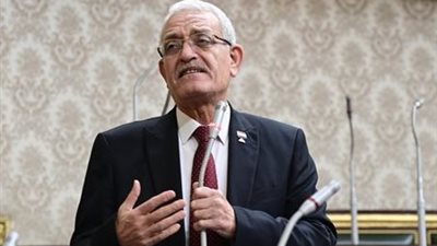 برلماني: وقف بطاقات التموين بسبب التصالح أمر غريب وغير مبرر