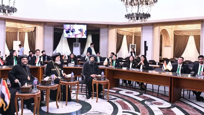 البابا تواضروس الثاني يلتقي مجلس الشباب السكندري