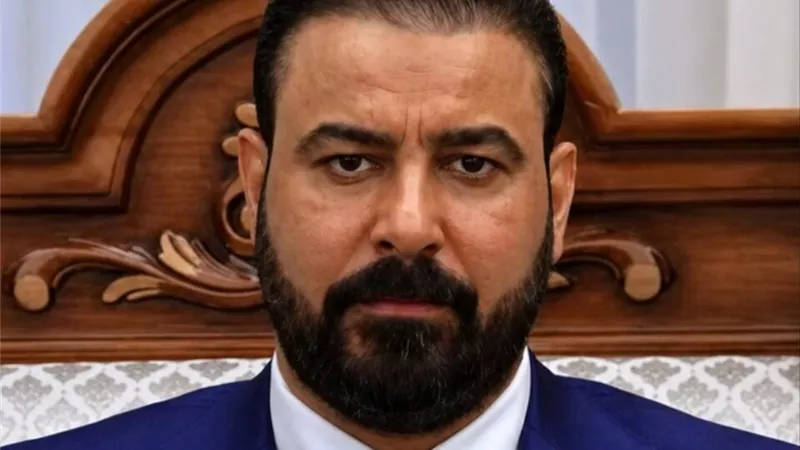 رئيس الوزراء العراقي : لا خطوط حمراء بحماية المال العام لـ العراق