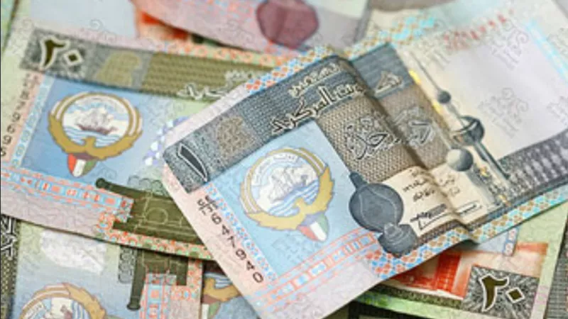 استقرار أسعار العملات العربية والاجنبية أمام الجنيه اليوم الجمعة.. تفاصيل