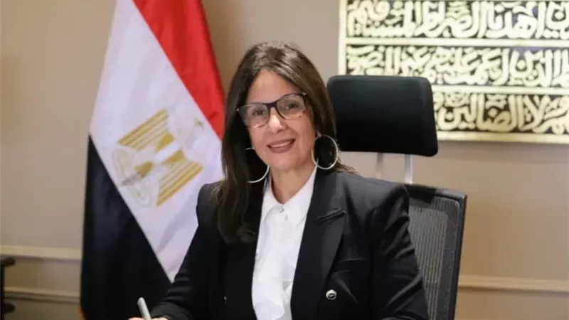  الدكتورة جيهان زكي
