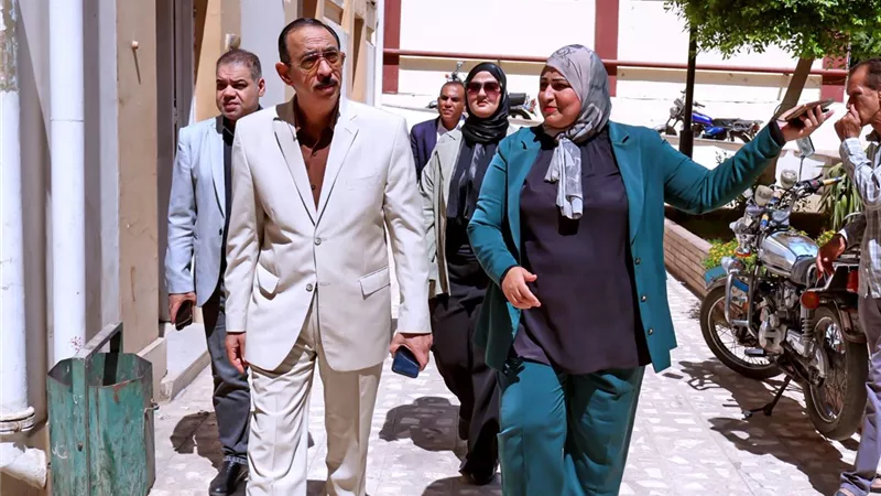 محافظ سوهاج يفاجئ مجلس المدينة.. ويشدد على سرعة إنهاء ملفات التقنين والتصالح وتراخيص البناء