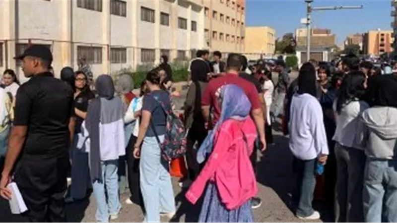 طلاب الثانوية العامة