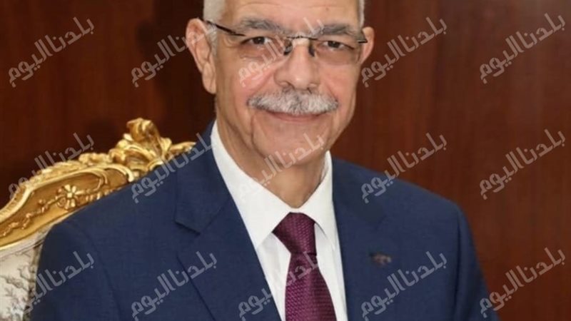 الدكتور أحمد القاصد
