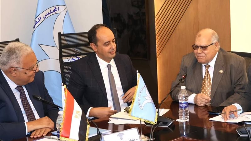 الحكومة والبرلمان