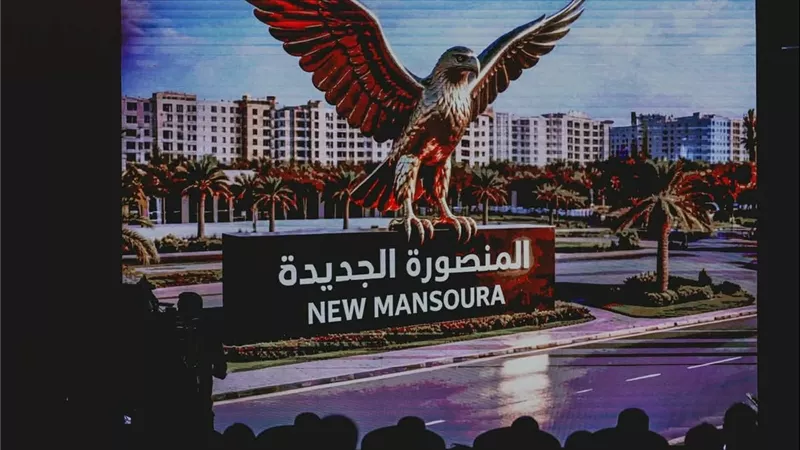 تامر حسني يشعل احتفالات الأهلي في المنصورة الجديدة غدًا.. ومدينة رياضية متكاملة ترى النور
