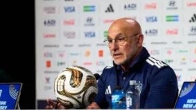 مدرب إسبانيا: مواجهة الأرجنتين متكافئة ونرغب في التتويج بكأس العالم
