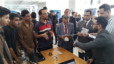 طلاب هندسةسوهاج يحصدون المركز الأول في هاكثون الذكاءالاصطناعي بمشروع مبتكرلقياس السكردون وخز
