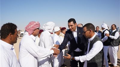 وزير الشباب الرياضة ومحافظ مطروح يقدمان واجب العزاء لأسرتي فقيدي الضبعة.. تفاصيل 
