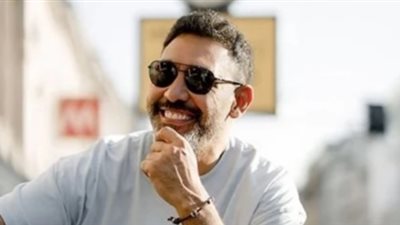 عمرو مصطفى: أحضر لأغنية مع سميرة سعيد.. ومفاجآت فنية كثيرة قريبا