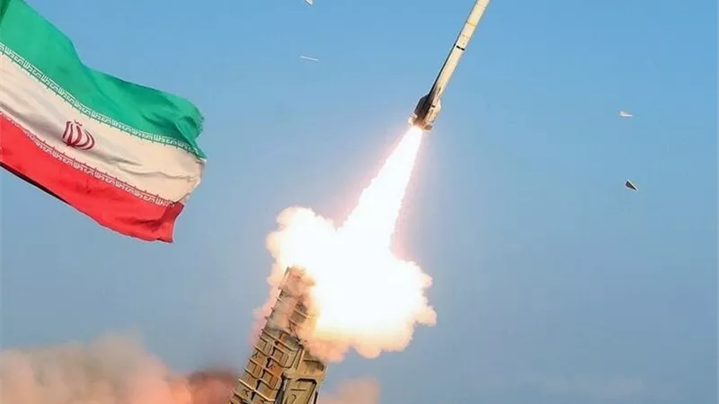 رفع حالة التأهب.. الكويت والبحرين والأردن يعترضون عشرات الهجمات الإيرانية