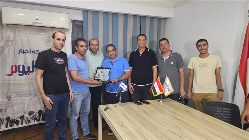 بلدنا اليوم تُكرم محمد مراد المنسق الإعلامى لمنتخب مصر بعد إنجاز كأس العالم 