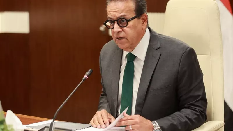 وزير الصحة يتابع استعدادات تطبيق التأمين الصحي الشامل بالمنيا ويوجه بسرعة استكمال التجهيزات