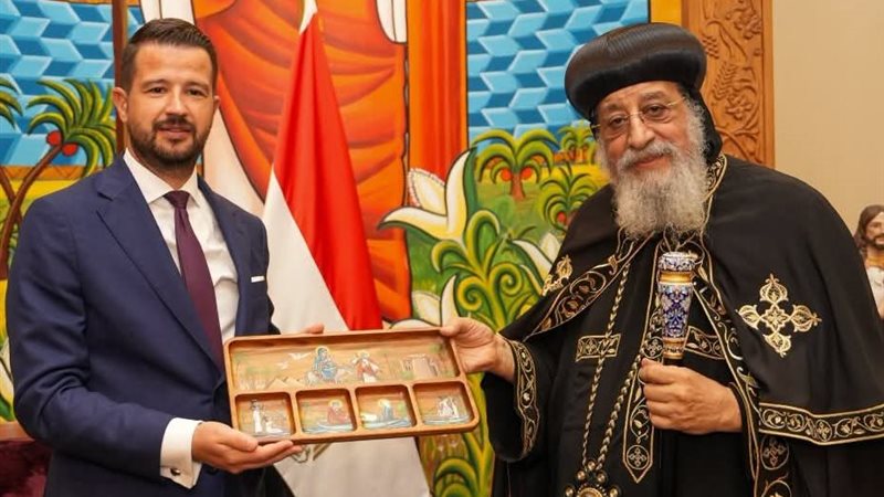 البابا تواضروس يستقبل