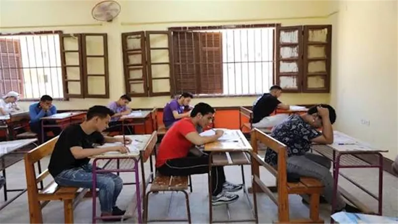 قبل إعلان نتيجة الثانوية العامة 2026.. خبير تربوي يحذر من ضغوط نفسية تهدد الطلاب